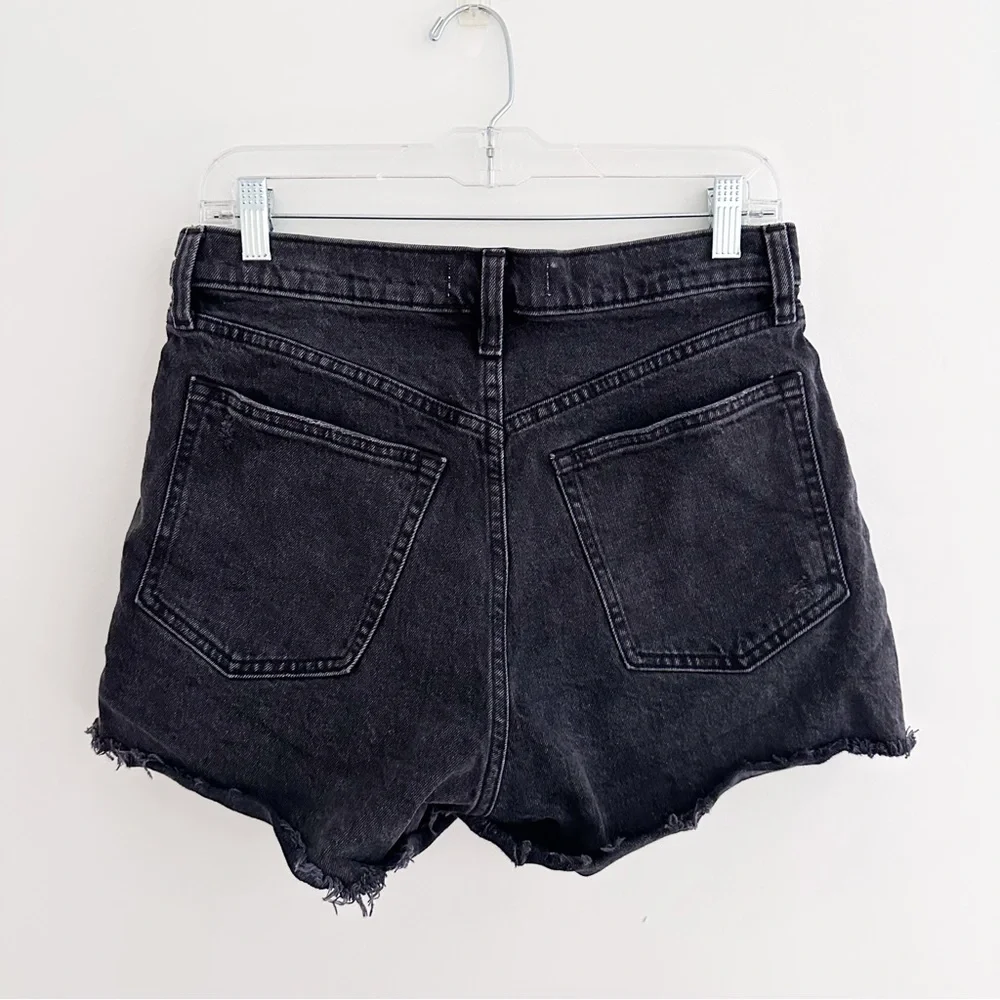 Abercrombie & Fitch 90s High Rise Cutoff Denim Shorts Black Curve Love Size 30 - Picture 5 of 7